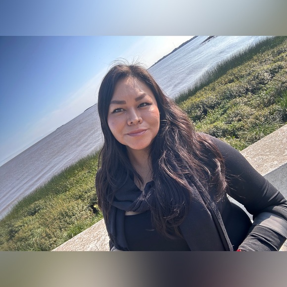 🌿WELCOME TO MY CLOSET🌿 - Picture 7 of 8